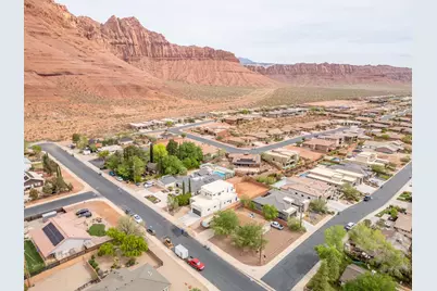 324 N 200 E, Ivins, UT 84738 - Photo 3