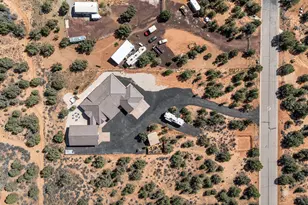 1295 E Cedar Dr, Apple Valley, UT 84737 - Photo 9