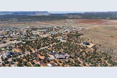 1295 E Cedar Dr, Apple Valley, UT 84737 - Photo 59