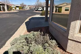 2990 E Riverside Dr, Saint George, UT 84770 - Photo 27