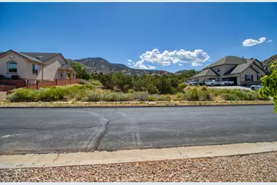 1270 N Ridgeway Dr, Cedar City, UT 84721 - Photo 13