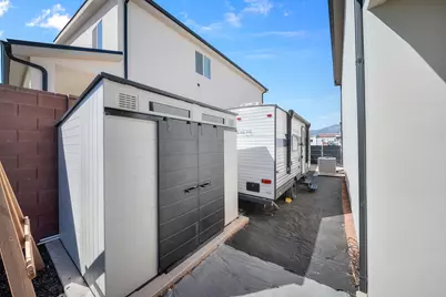 1090 E Coyote Crest Dr, Washington, UT 84780 - Photo 39