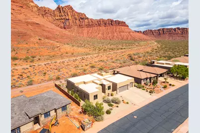 309 E 400 N, Ivins, UT 84738 - Photo 37