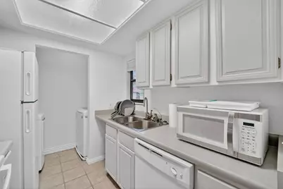 6869 Countrywoods Cir #8D, Midvale, UT 84047 - Photo 7