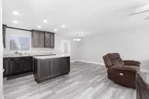 275 E 400 N, Parowan, UT 84761 - Photo 15