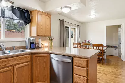 1177 S Mountain View Dr, Cedar City, UT 84720 - Photo 13