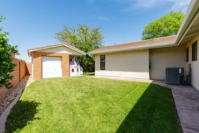 1151 E Sherman Cir, Saint George, UT 84790 - Photo 23