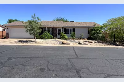 787 S 220 E Cir, Ivins, UT 84738 - Photo 1