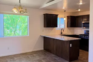787 S 220 E Cir, Ivins, UT 84738 - Photo 9