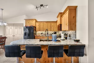 1269 E Pine Valley St, Washington, UT 84780 - Photo 9