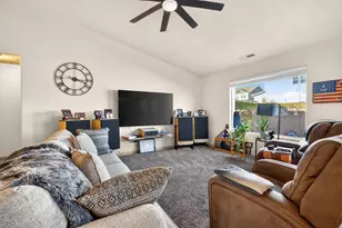 1269 E Pine Valley St, Washington, UT 84780 - Photo 5