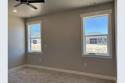 946 E Remington Rd, Enoch, UT 84721 - Photo 15