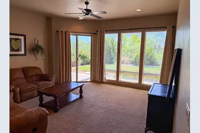221 Emeraud Dr #11, Saint George, UT 84770 - Photo 39