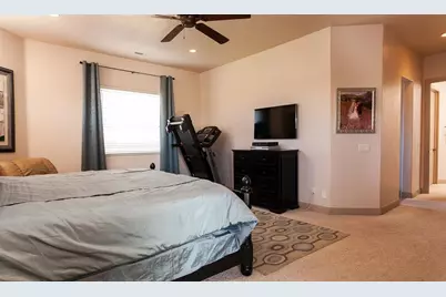 2050 S Arabian Way E, Washington, UT 84780 - Photo 15