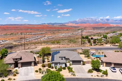 411 N Highland Parkway, Washington, UT 84780 - Photo 5