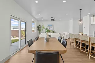 927 E Coyote Crest Dr, Washington, UT 84780 - Photo 7