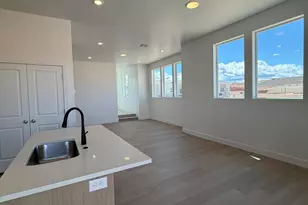915 W Gold Ridge Ln, Saint George, UT 84790 - Photo 13