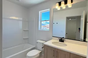 915 W Gold Ridge Ln, Saint George, UT 84790 - Photo 29