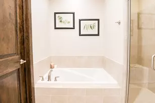 2009 N Coral Ridge Dr, Washington, UT 84780 - Photo 11