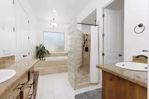 3177 E Broken Rock Way, Washington, UT 84780 - Photo 17