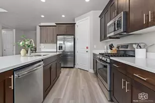 262 N Ladera Dr, Washington, UT 84780 - Photo 9