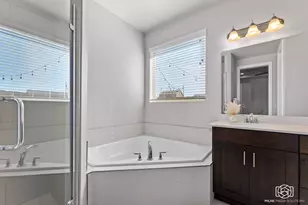 262 N Ladera Dr, Washington, UT 84780 - Photo 15