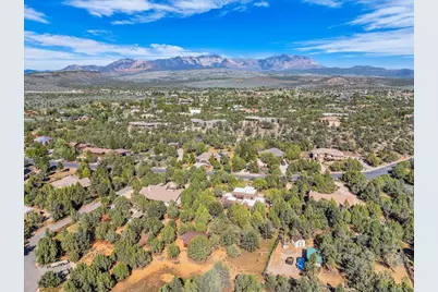 693 N Pinion Hills Dr, Dammeron Valley, UT 84783 - Photo 35