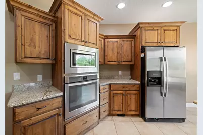 698 W 375 S, Hurricane, UT 84737 - Photo 9