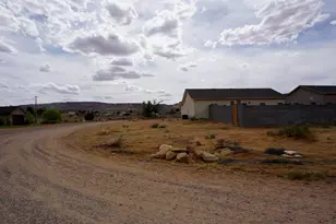 1090 S Independence Dr, Big Water, UT 84741 - Photo 5