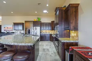 4976 N Mesquite Dr, Saint George, UT 84770 - Photo 13