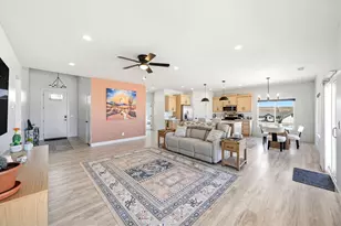 980 W Rock View Dr, Hurricane, UT 84737 - Photo 9