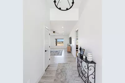 980 W Rock View Dr, Hurricane, UT 84737 - Photo 5