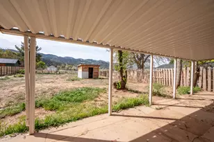 583 W Center St, Parowan, UT 84761 - Photo 27