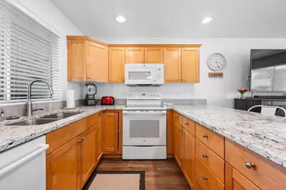 1845 W Canyon View Dr #1206, Saint George, UT 84770 - Photo 5