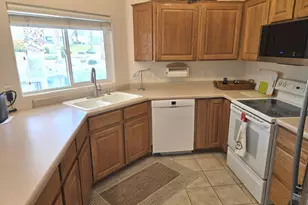 187 N Westridge Dr, Saint George, UT 84770 - Photo 13