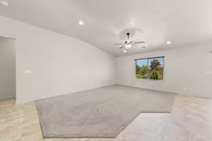 952 E 3800 S, Washington, UT 84780 - Photo 5