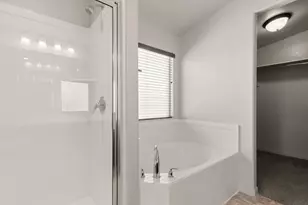 952 E 3800 S, Washington, UT 84780 - Photo 13