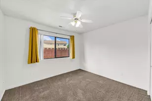 252 W 800 S, Ivins, UT 84738 - Photo 13