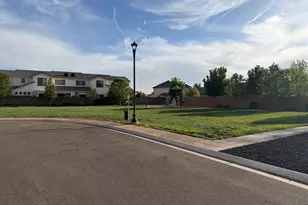 3883 Platinum Dr, Washington, UT 84780 - Photo 31