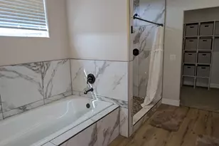 1023 W Little Pinion Way, Apple Valley, UT 84737 - Photo 15
