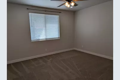 1023 W Little Pinion Way, Apple Valley, UT 84737 - Photo 13