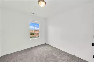 5562 S Carnelian Pkwy, Saint George, UT 84790 - Photo 13