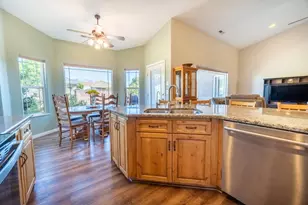 249 E Canterwood Dr, Washington, UT 84780 - Photo 13