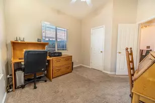 249 E Canterwood Dr, Washington, UT 84780 - Photo 17