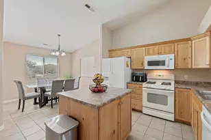 1630 E 2450 S, Saint George, UT 84790 - Photo 7