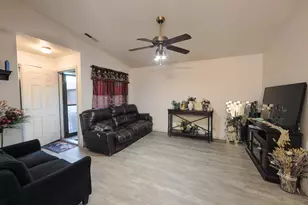 375 S Main St, Saint George, UT 84770 - Photo 7