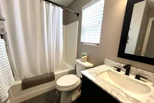 517 E Padre Lakes Dr, Ivins, UT 84738 - Photo 17