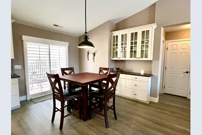 517 E Padre Lakes Dr, Ivins, UT 84738 - Photo 9