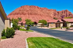 517 E Padre Lakes Dr, Ivins, UT 84738 - Photo 23