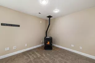 1590 E Highland Trails Dr, Enoch, UT 84721 - Photo 19